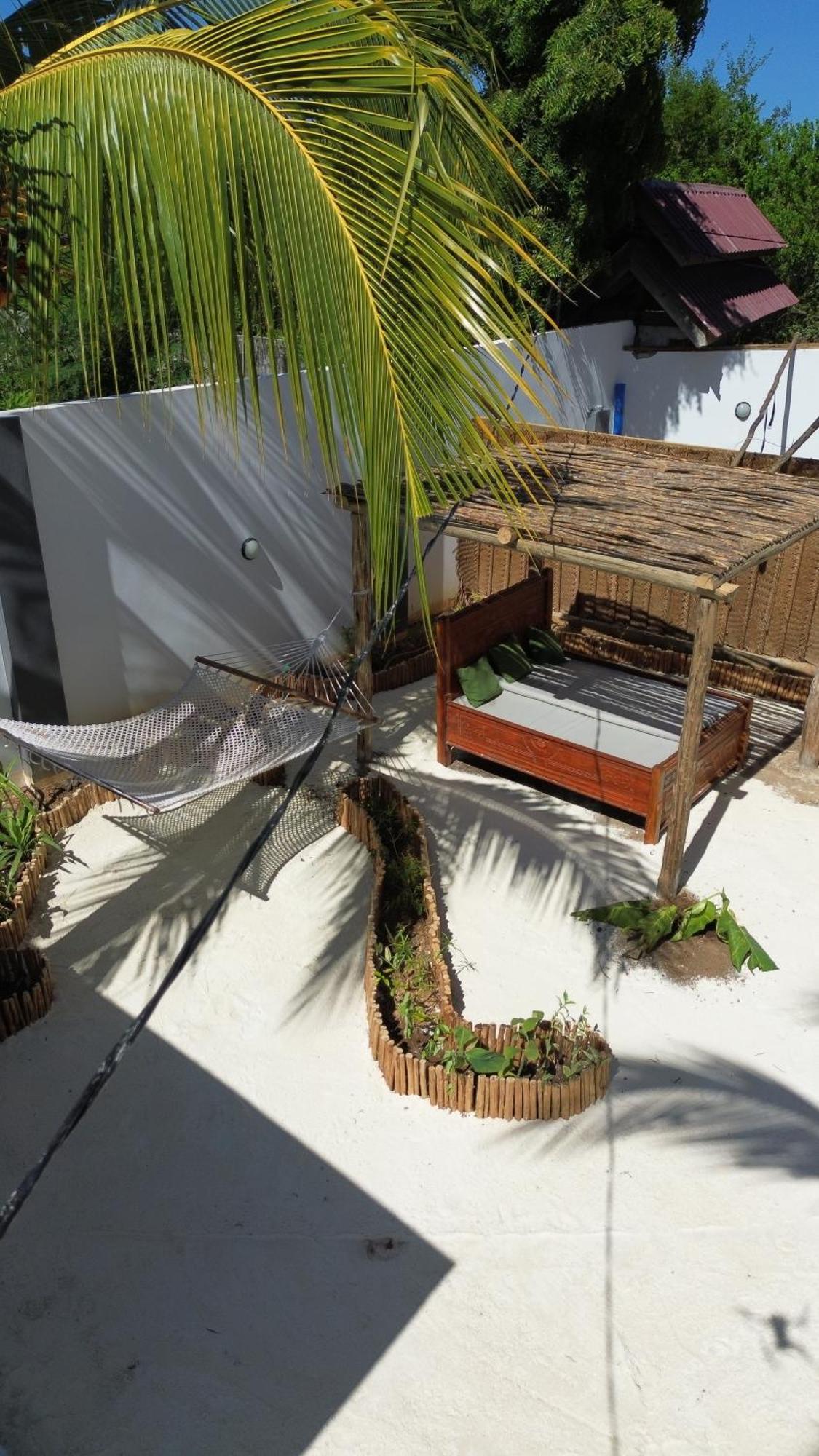 לינה וארוחת בוקר Natural Garden Boutique גאמביאני